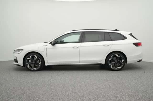 Škoda Superb (2025) thumbnail 12