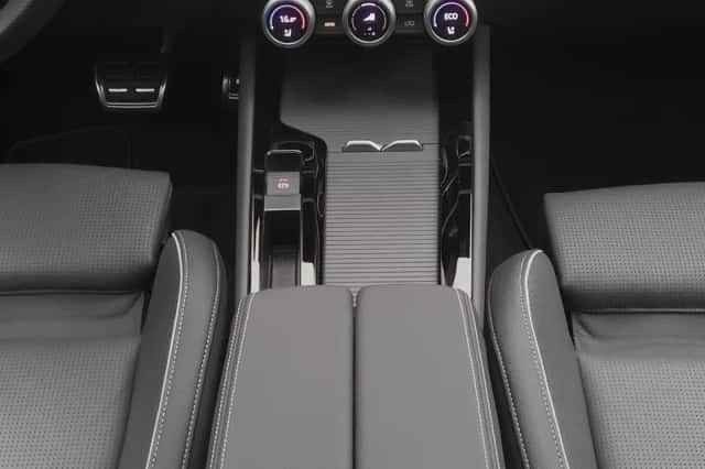 Škoda Superb (2025) thumbnail 10