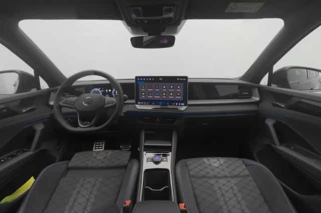 Volkswagen Tayron (2025) thumbnail 3