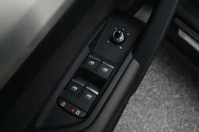 Audi Q5 (2023) thumbnail 29