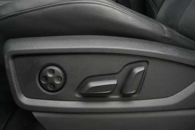 Audi Q5 (2023) thumbnail 30