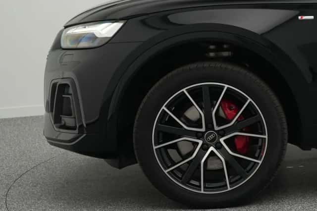 Audi Q5 (2023) thumbnail 7
