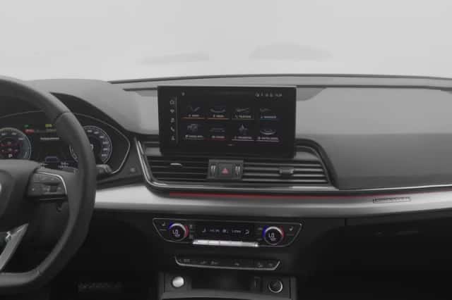 Audi Q5 (2023) thumbnail 9