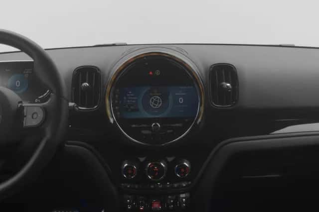 MINI Countryman (2023) thumbnail 9