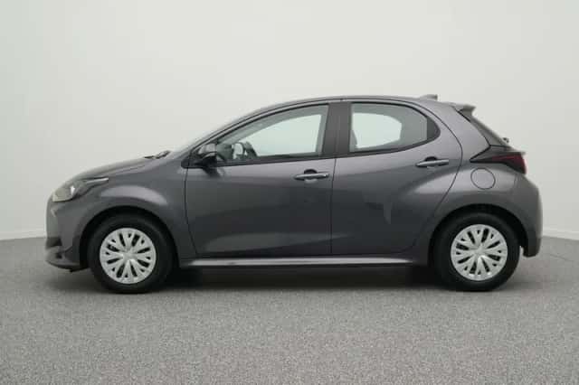 Toyota Yaris (2024) thumbnail 12