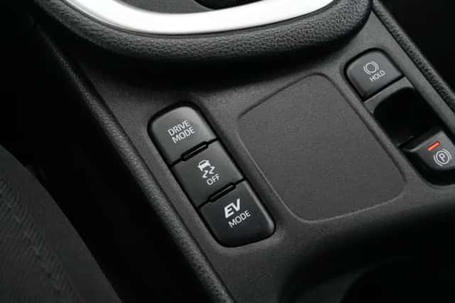 Toyota Yaris (2024) thumbnail 25