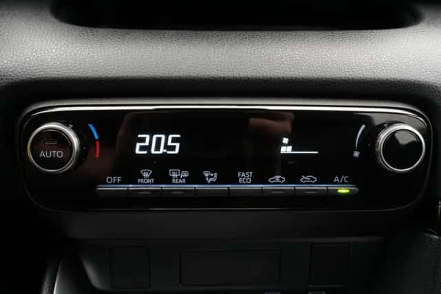 Toyota Yaris (2024) thumbnail 26