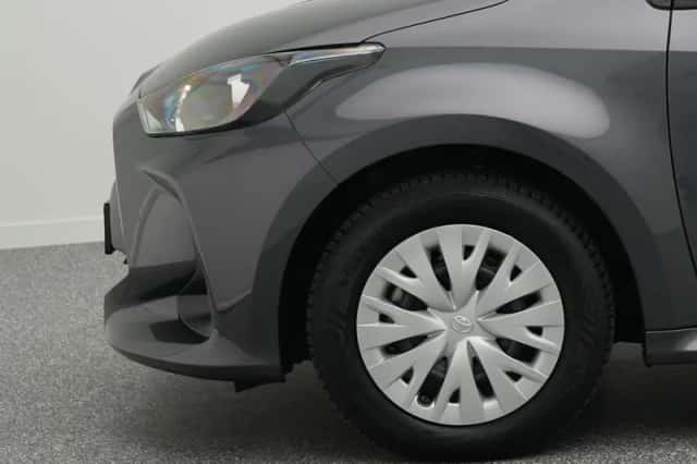 Toyota Yaris (2024) thumbnail 7