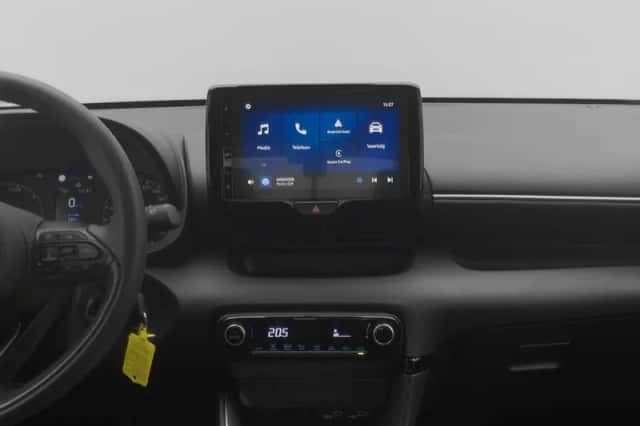 Toyota Yaris (2024) thumbnail 9