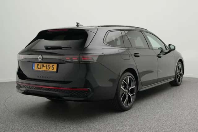 Volkswagen Passat (2026) thumbnail 2