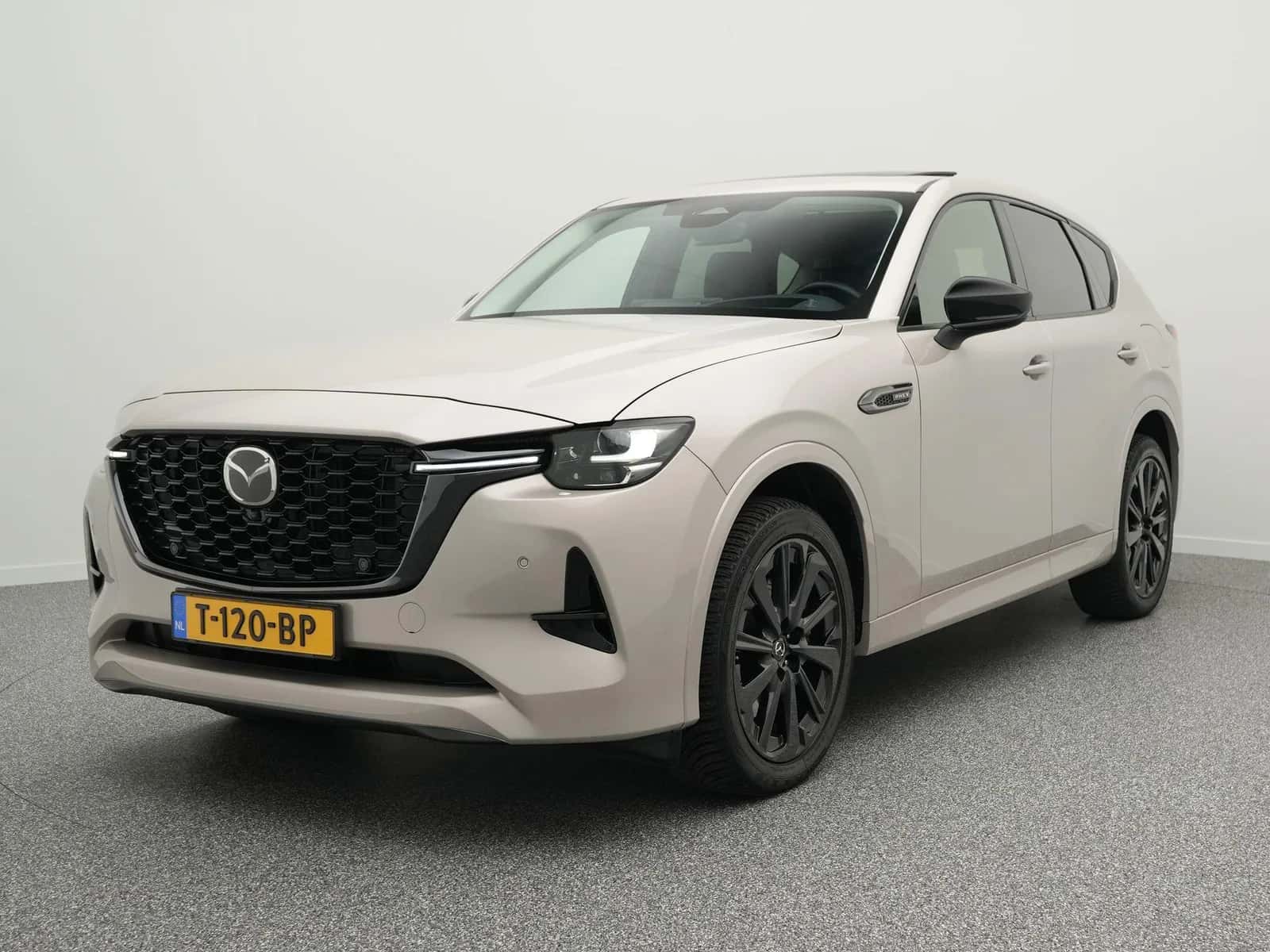 Mazda CX-60 (2022) — foto 1