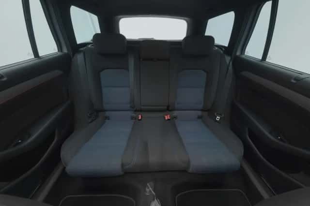Volkswagen Passat (2020) thumbnail 11