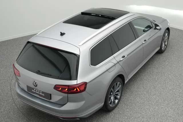 Volkswagen Passat (2020) thumbnail 14
