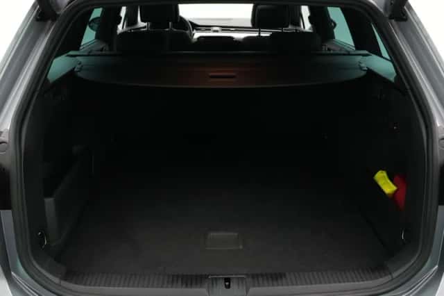 Volkswagen Passat (2020) thumbnail 19