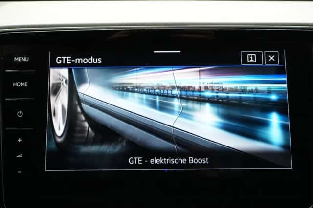 Volkswagen Passat (2020) thumbnail 33