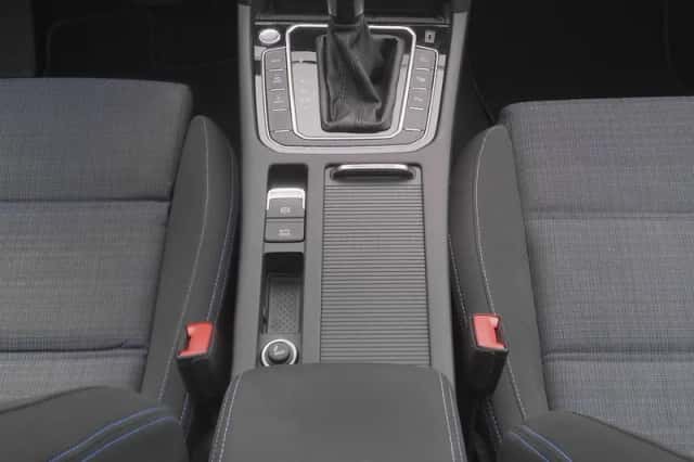 Volkswagen Passat (2020) thumbnail 10