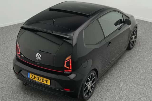 Volkswagen Up! (2019) thumbnail 14