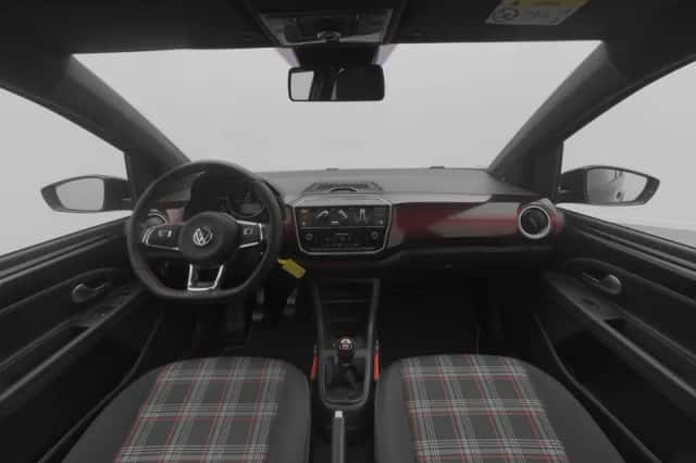 Volkswagen Up! (2019) thumbnail 3