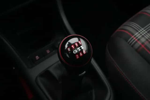 Volkswagen Up! (2019) thumbnail 25