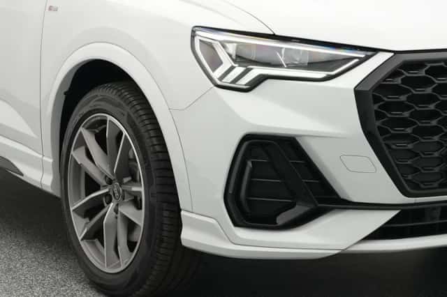 Audi Q3 (2023) thumbnail 15