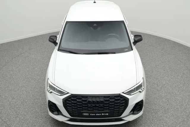 Audi Q3 (2023) thumbnail 17