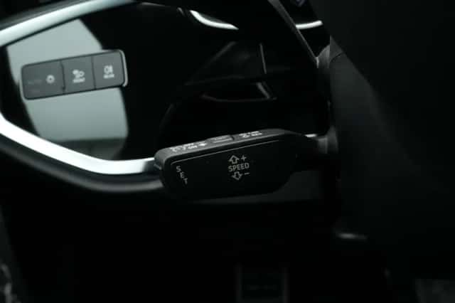 Audi Q3 (2023) thumbnail 23