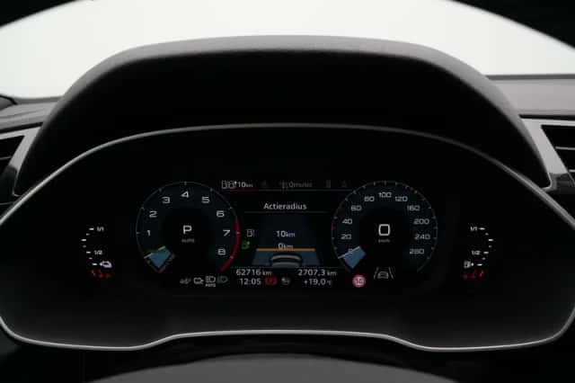 Audi Q3 (2023) thumbnail 24