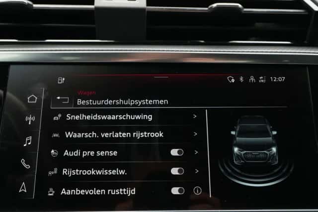 Audi Q3 (2023) thumbnail 38