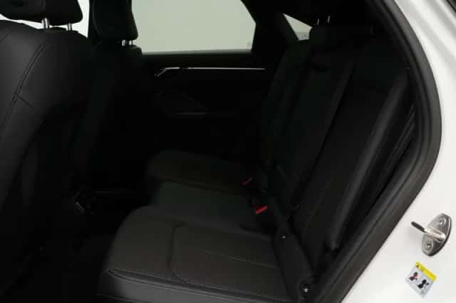 Audi Q3 (2023) thumbnail 41