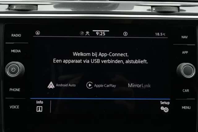 Volkswagen Tiguan (2021) thumbnail 33