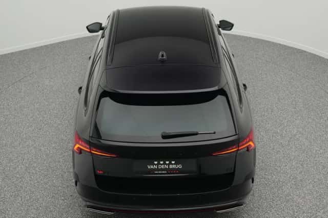 Škoda Octavia (2021) thumbnail 18