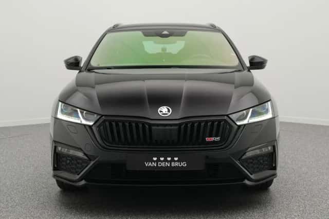 Škoda Octavia (2021) thumbnail 5