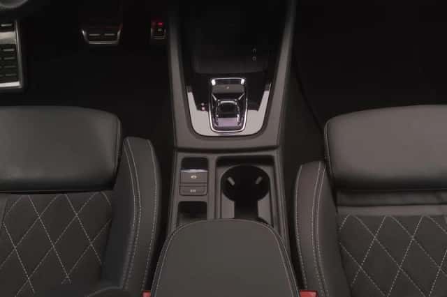 Škoda Octavia (2021) thumbnail 10