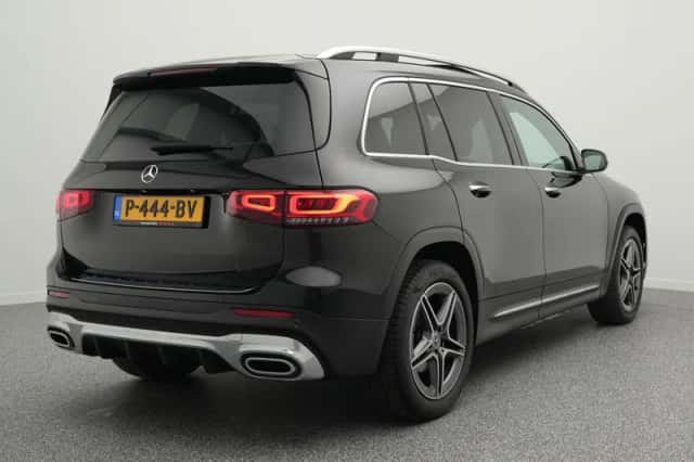 Mercedes-Benz GLB-Klasse (2022) thumbnail 2