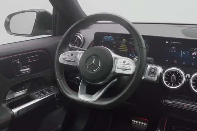 Mercedes-Benz GLB-Klasse (2022) thumbnail 8