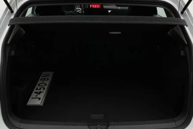 Volkswagen Golf (2020) thumbnail 19
