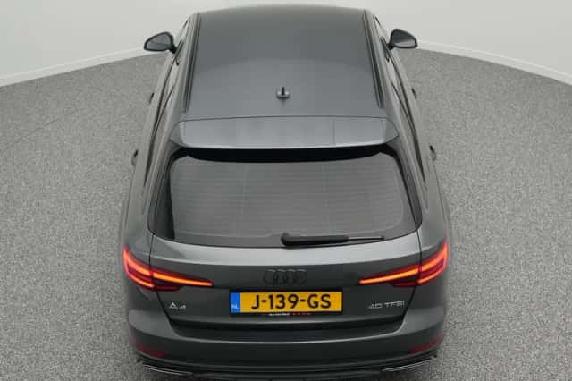 Audi A4 (2020) thumbnail 17