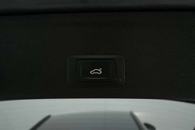Audi A4 (2020) thumbnail 19