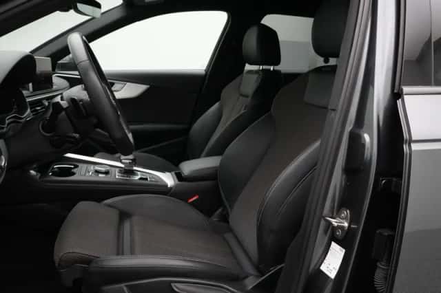 Audi A4 (2020) thumbnail 37
