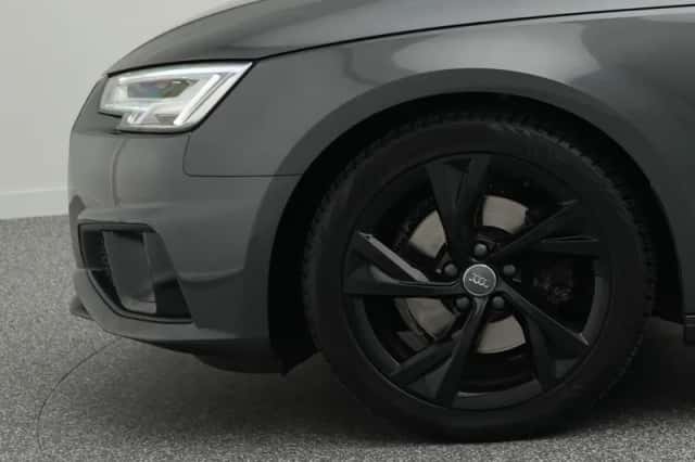 Audi A4 (2020) thumbnail 7