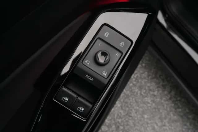 Volkswagen ID.4 (2022) thumbnail 22