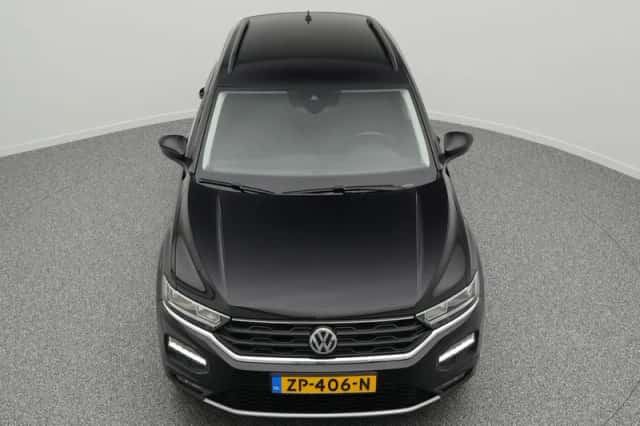 Volkswagen T-Roc (2019) thumbnail 19