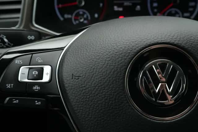 Volkswagen T-Roc (2019) thumbnail 26
