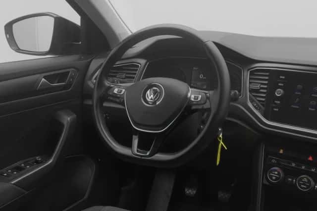 Volkswagen T-Roc (2019) thumbnail 8
