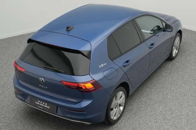 Volkswagen Golf (2025) thumbnail 14
