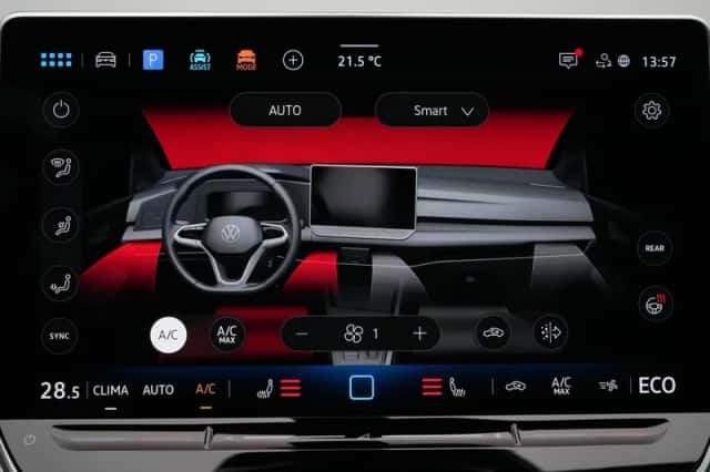 Volkswagen Golf (2025) thumbnail 38
