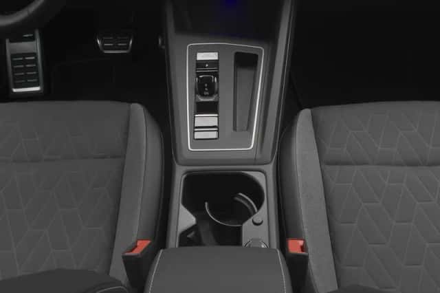 Volkswagen Golf (2025) thumbnail 10