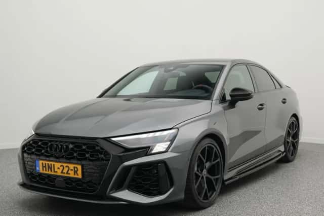 Audi RS3 (2021)