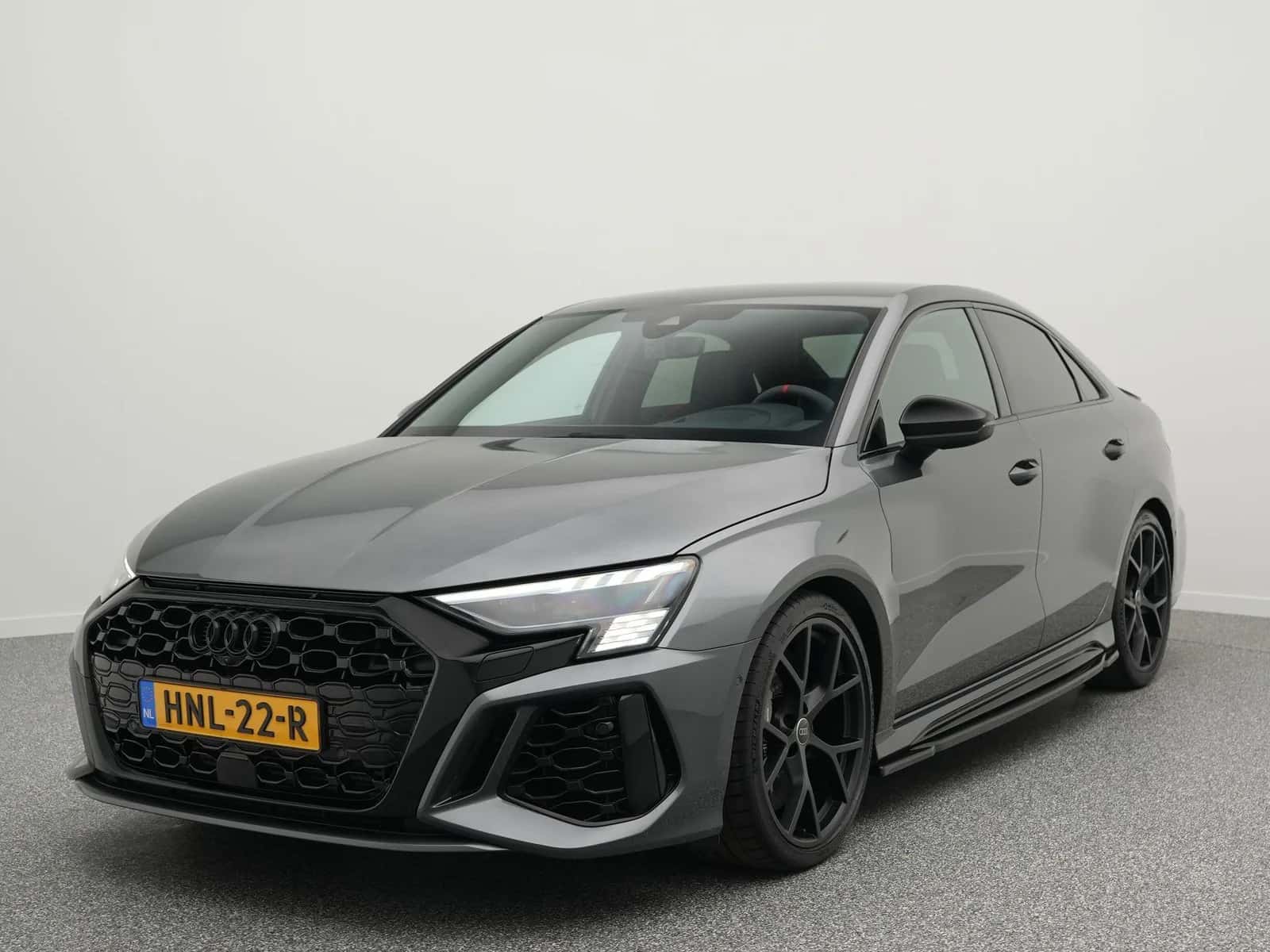Audi RS3 (2021) — foto 1