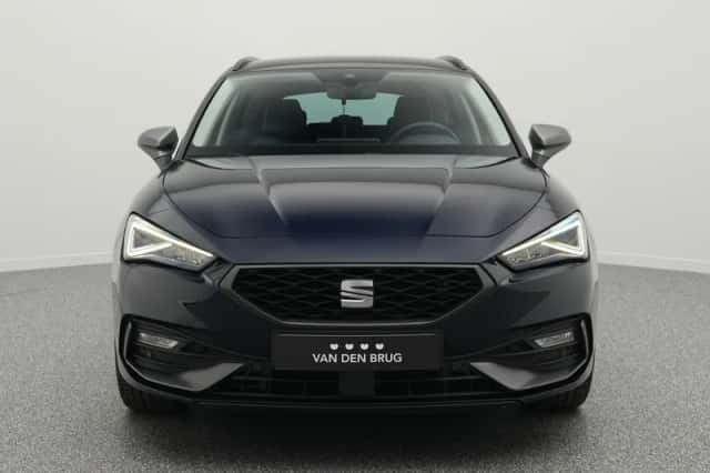 SEAT Leon (2022) thumbnail 5